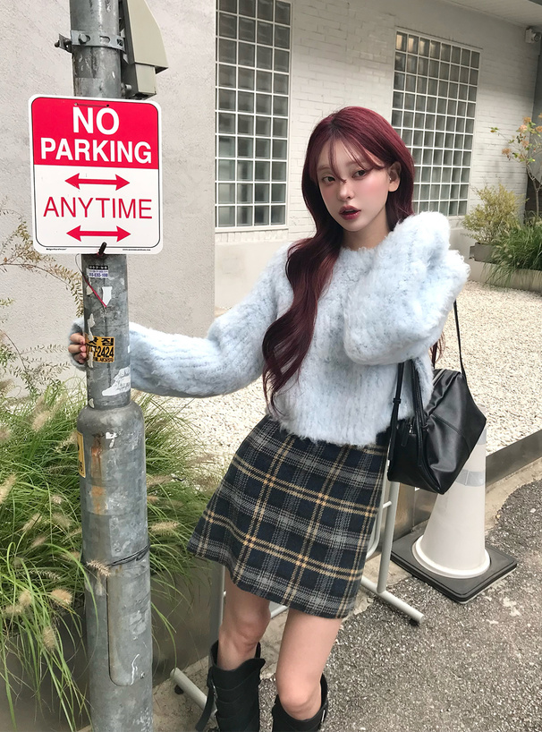 シャギーショート丈ニットトップス