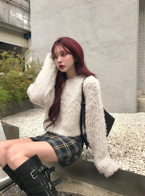 シャギーショート丈ニットトップス