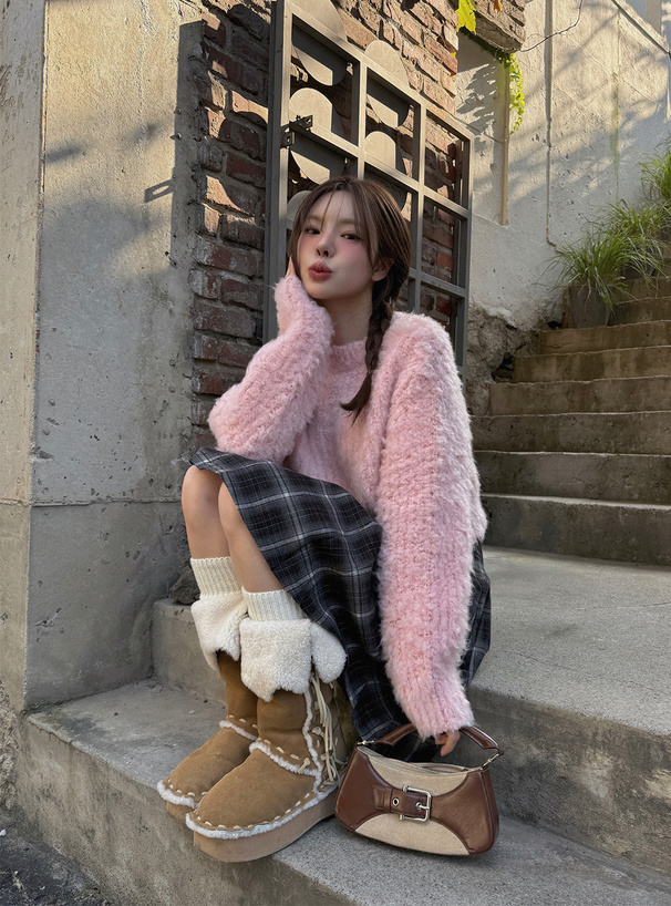 シャギーショート丈ニットトップス