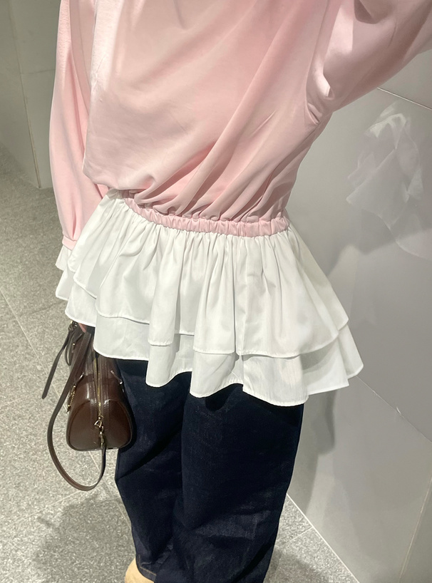 リボン付きフリルドッキングトップス