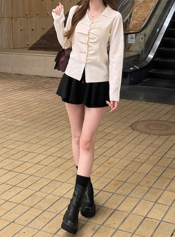 フロントタックボタンニットトップス