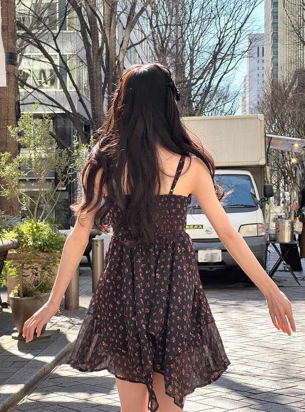 イレヘムキャミソール花柄ミニワンピース