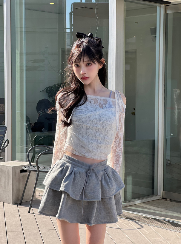 オフショルダー花柄レースカシュクールトップス