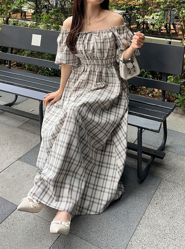 チェック柄バルーンスリーブワンピース