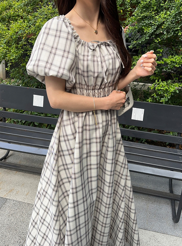 チェック柄バルーンスリーブワンピース