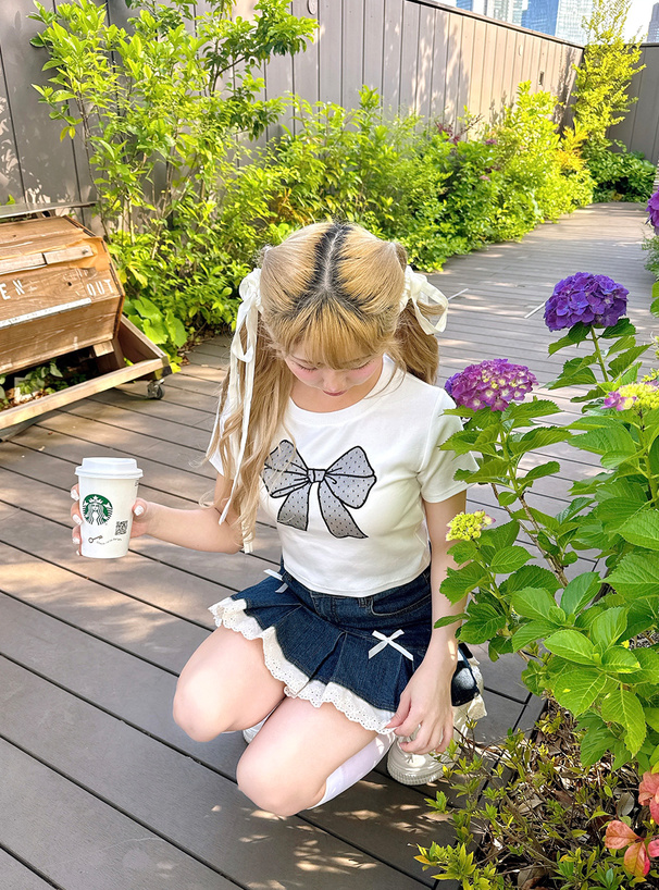 ドット柄チュールリボンクロップド丈Tシャツ