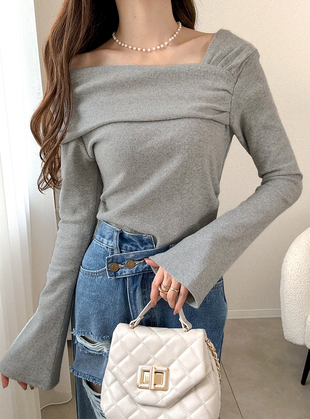 ワンショルダーギャザートップス