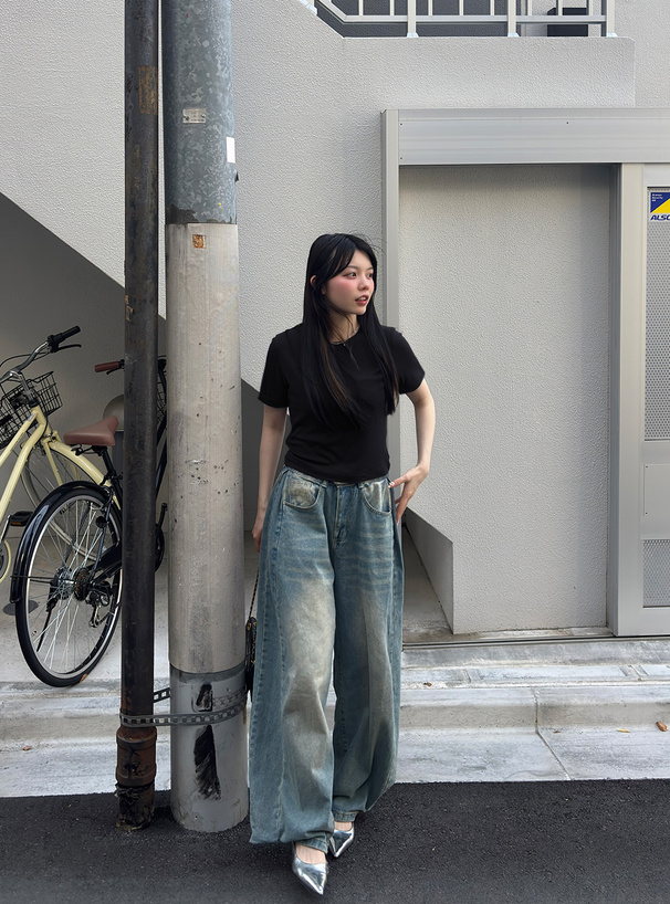 クルーネックTシャツ