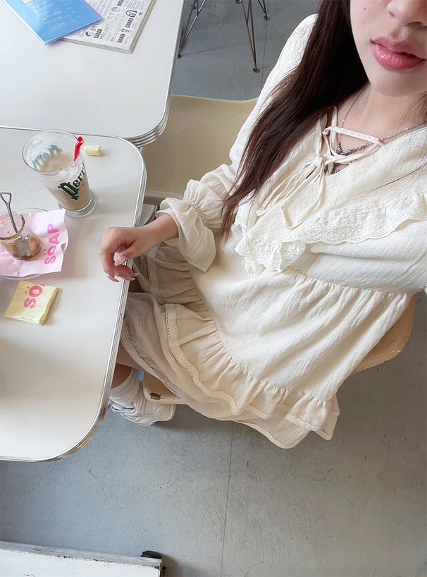 レースアップフリルティアードミニワンピース