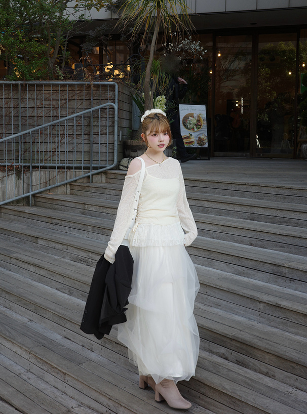 ボリュームチュールフレアロングスカート