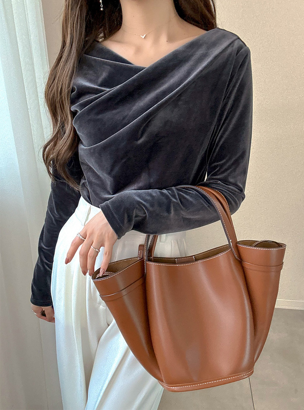 ベロアドレープトップス