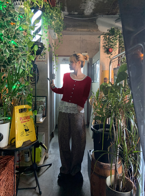 レースキャミソールx\カーディガンアンサンブル