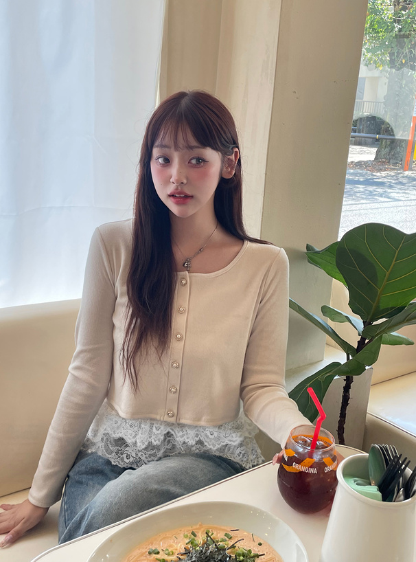 レースキャミソールx\カーディガンアンサンブル