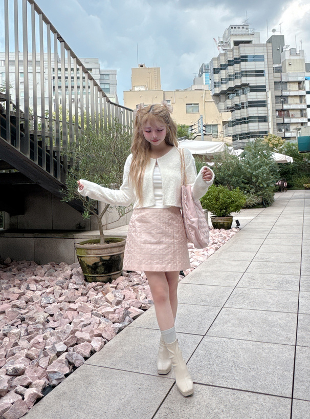 フェザーショート丈カーディガン