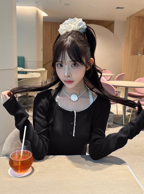 レースホルターネックレイヤード風リブトップス