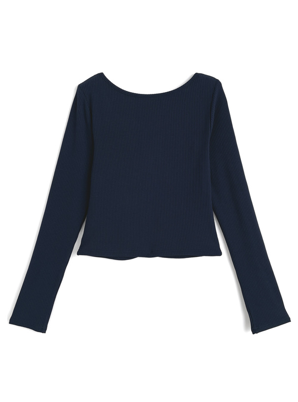 レースレイヤード風リボントップス