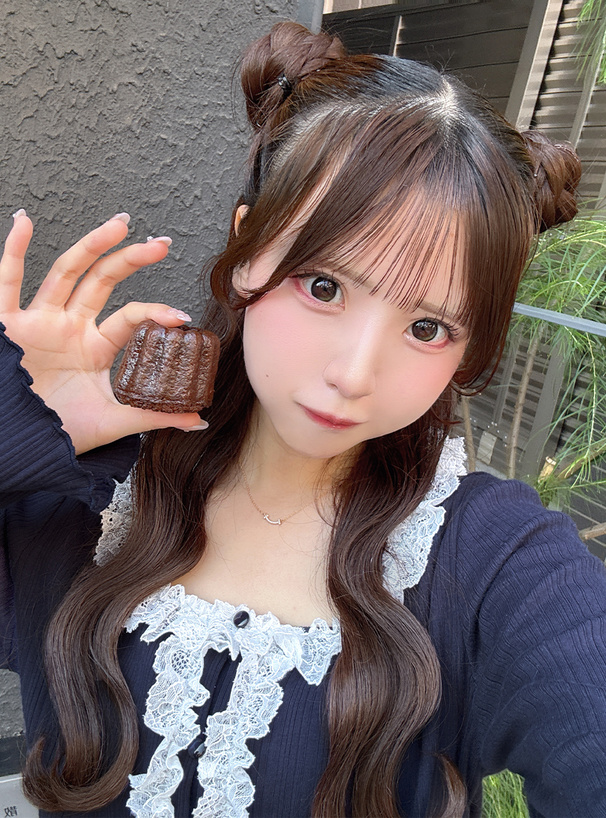 レースフリルトップス