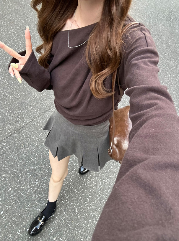 ワンショルダードレープトップス