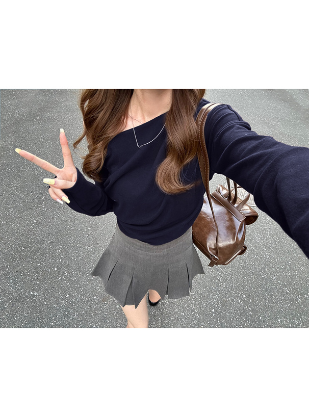 ワンショルダードレープトップス