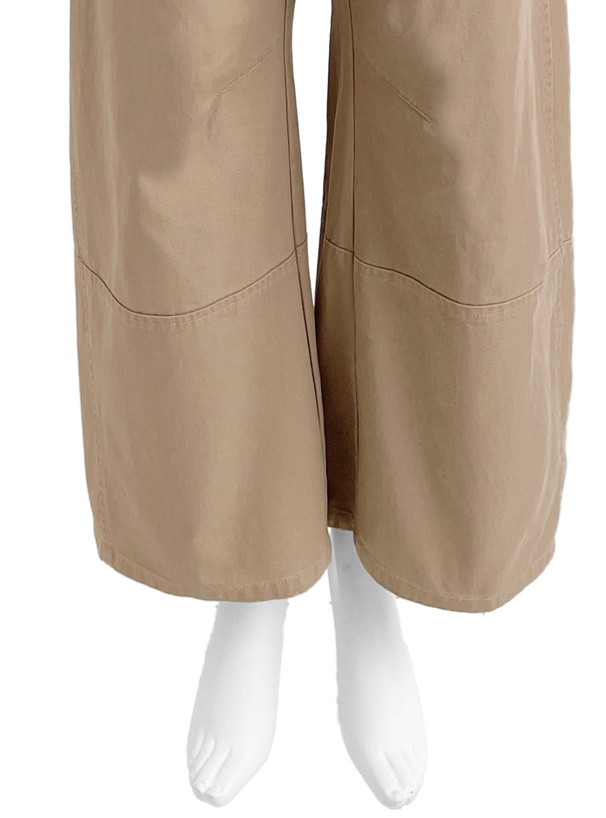 タックワイドパンツ