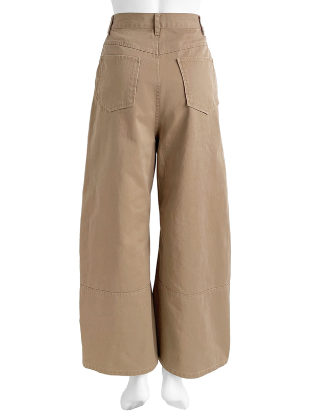 タックワイドパンツ