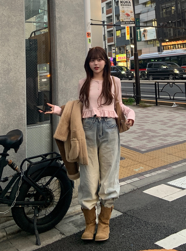 パールボタンフリルニットカーディガン