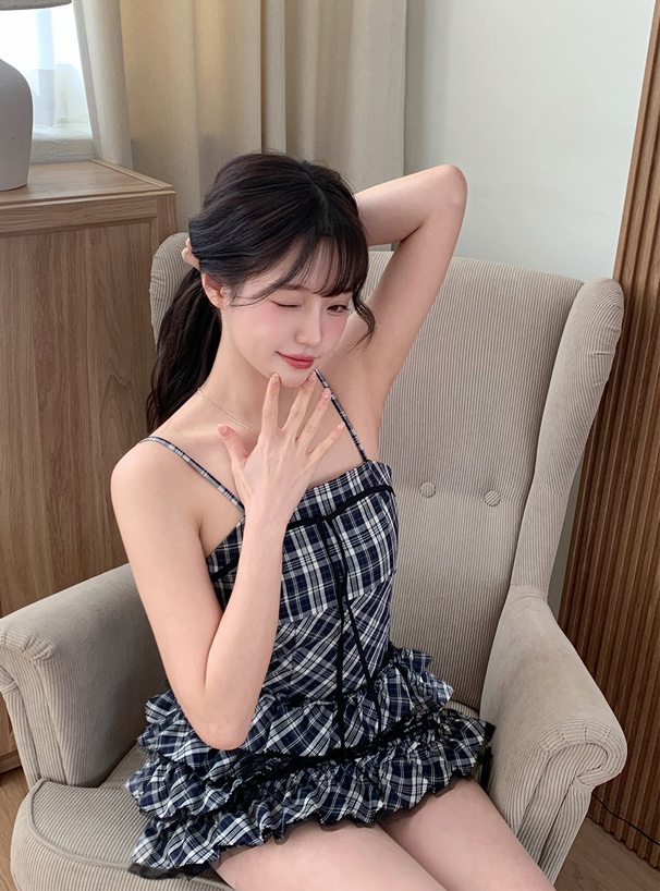 チェック柄ティアードフリルキャミソールミニワンピース