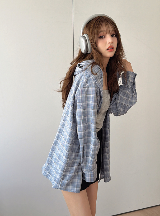 フード付きチェック柄シャツ