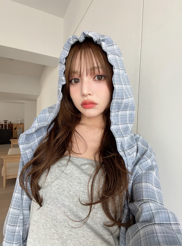 フード付きチェック柄シャツ