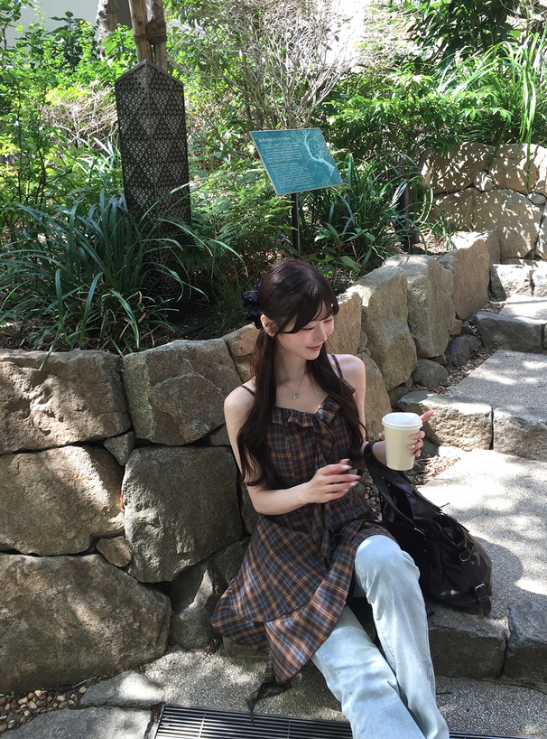 チェック柄フリルイレヘムミニキャミソールミニワンピース