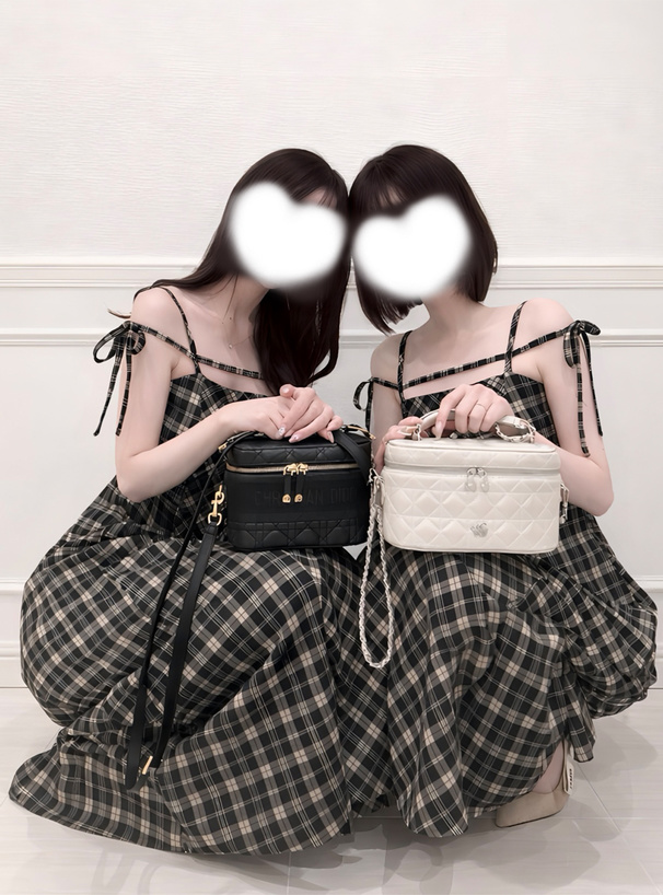 チェック柄ストラップキャミソールワンピース