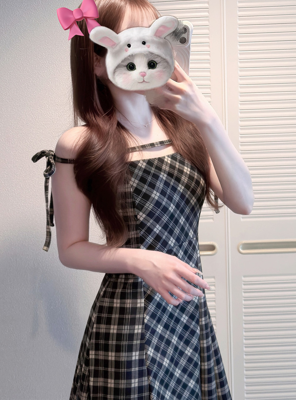 チェック柄ストラップキャミソールワンピース