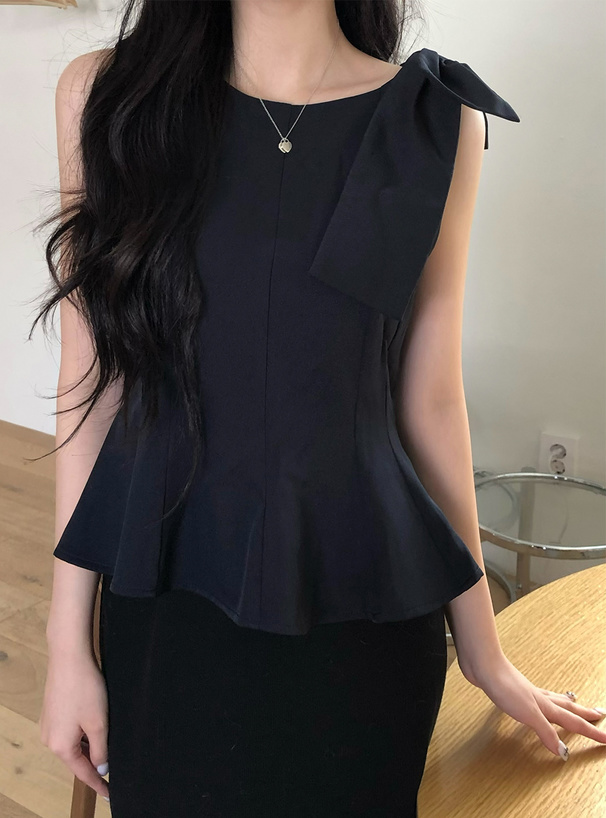 ショルダーリボンノースリーブペプラムトップス