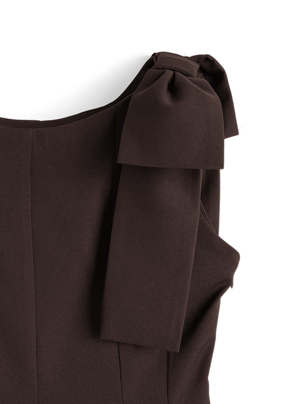 ショルダーリボンノースリーブペプラムトップス