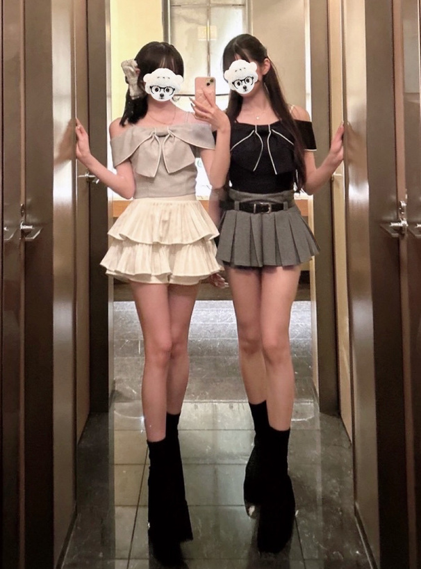 ビッグリボンオフショルダーツイードトップス