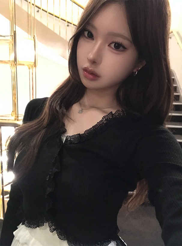 シアーリブレースカーディガン×フリルキャミソールアンサンブル