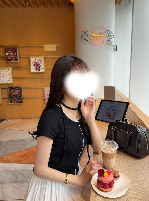 タイ付きレースサイドギャザーリブカーディガン