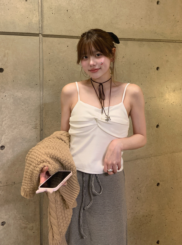 カップ付きツイストデザインリブキャミソール