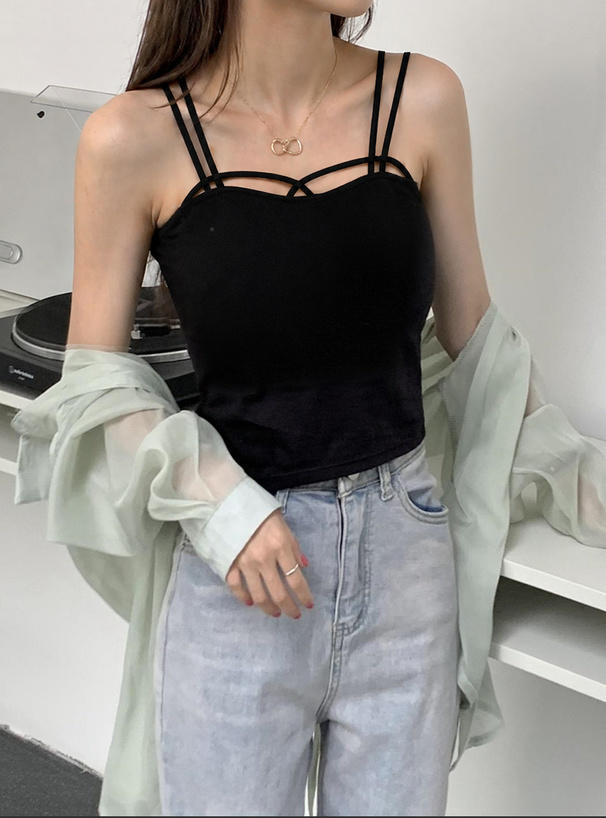 カップ付きダブルストラップクロスキャミソール
