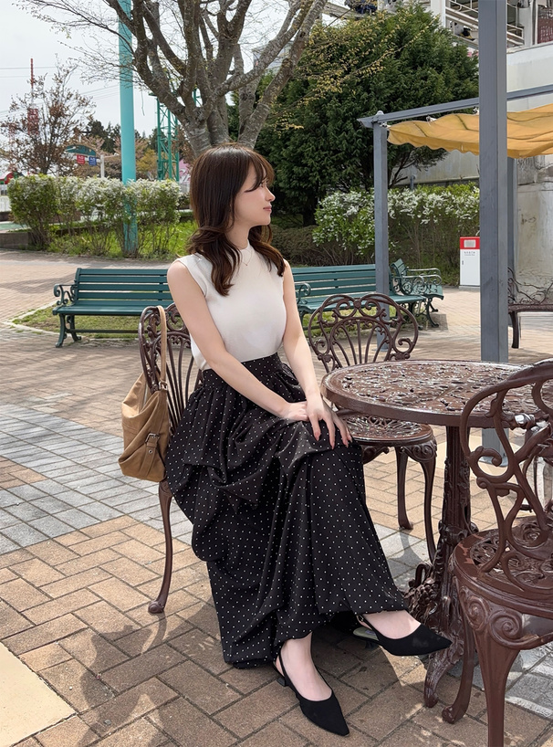 ドット柄バルーンヘムスカート