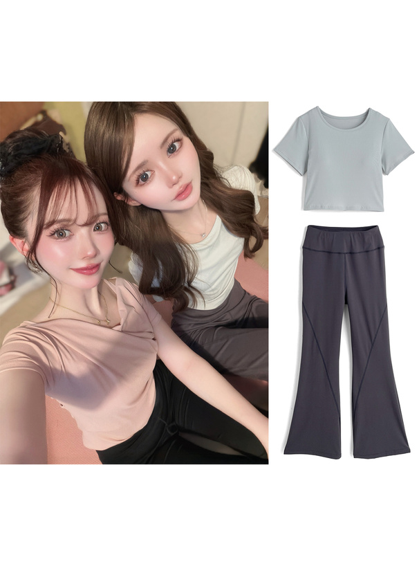 カップ付きブラトップ×バックリボントップス×フレアパンツセットアップ