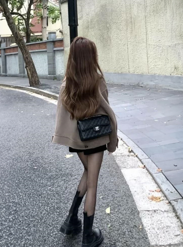 ハイウエストショートパンツ