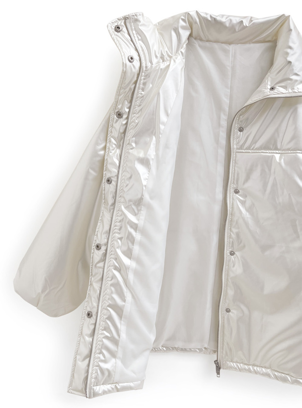 シャイニーナイロン中綿ミドルジャケット