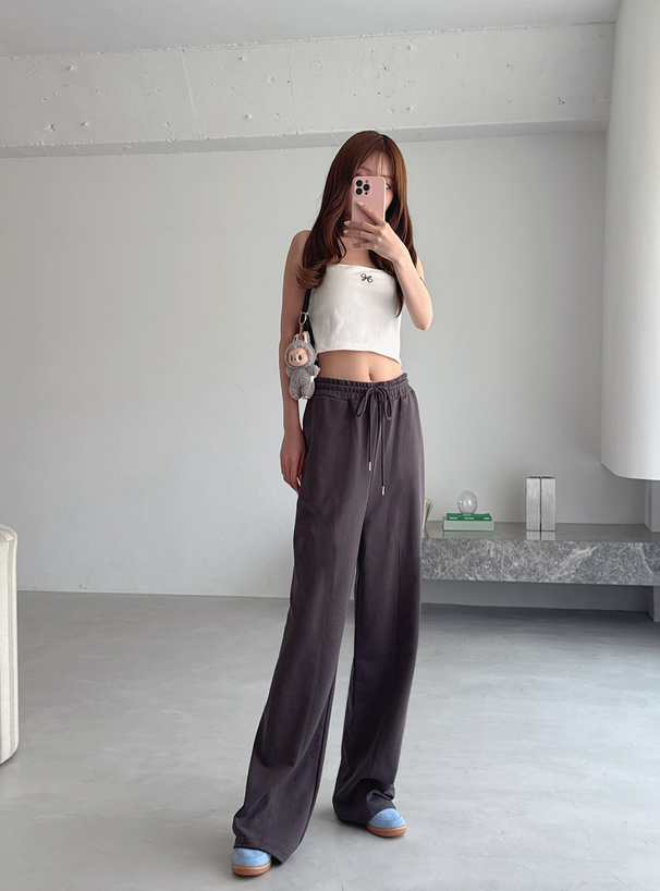 立体カーブスウェットパンツ