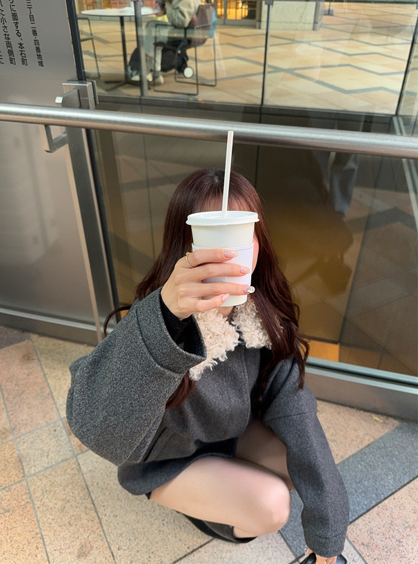 ファーティペット付きフェイクウールジャケット