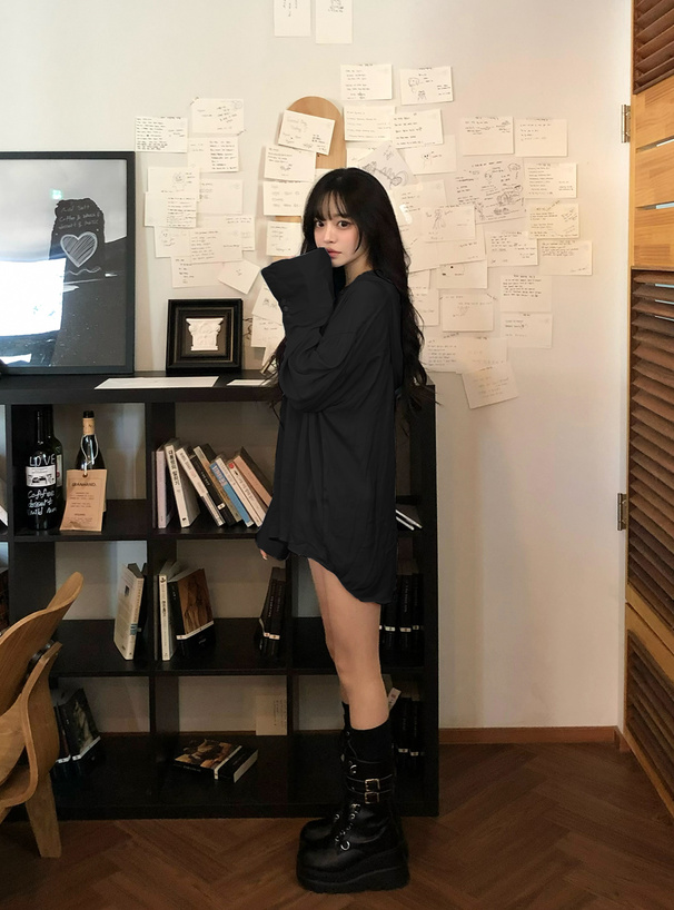 フード付きシャツ