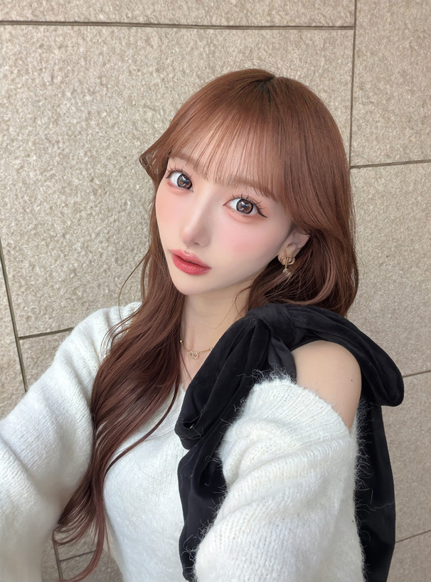 ベロアリボンワンショルダーニットトップス