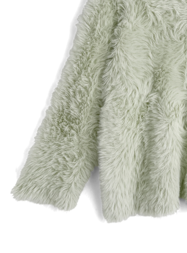 Ｖネックシャギーニットトップス