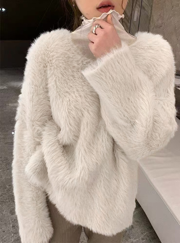 Ｖネックシャギーニットトップス