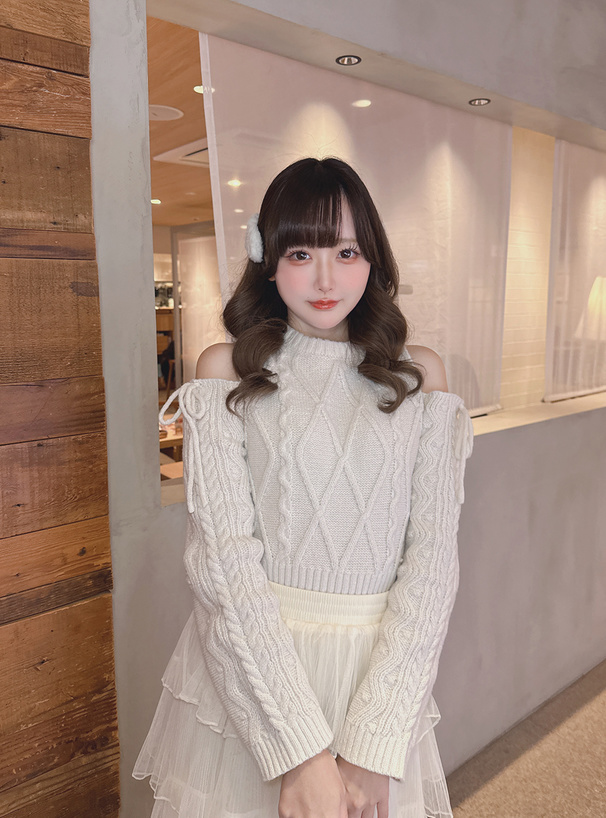 ショルダーオープンケーブル編みニットトップス[dr819] | レディース